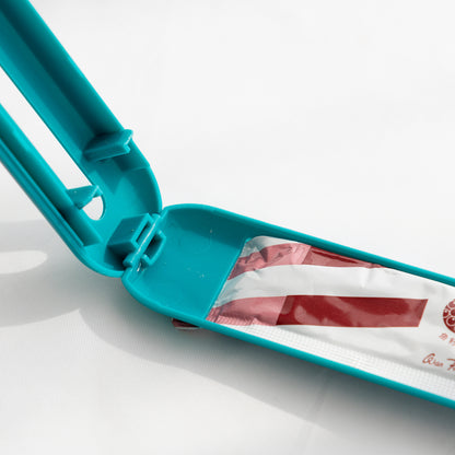 Pet Strip Spoon Feeder