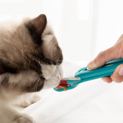 Pet Strip Spoon Feeder